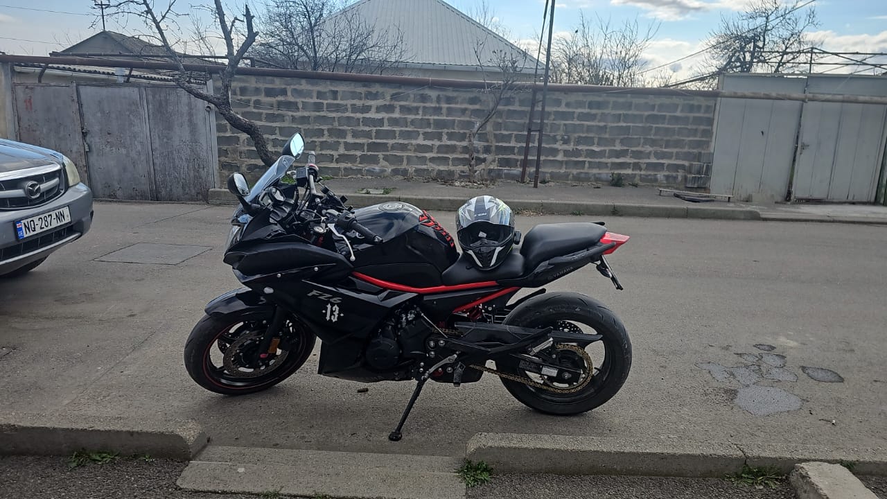 yamaha fz6r